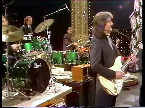 The Doobie Brothers (What A Fool Believes) Grammy 1980 Live STEREO