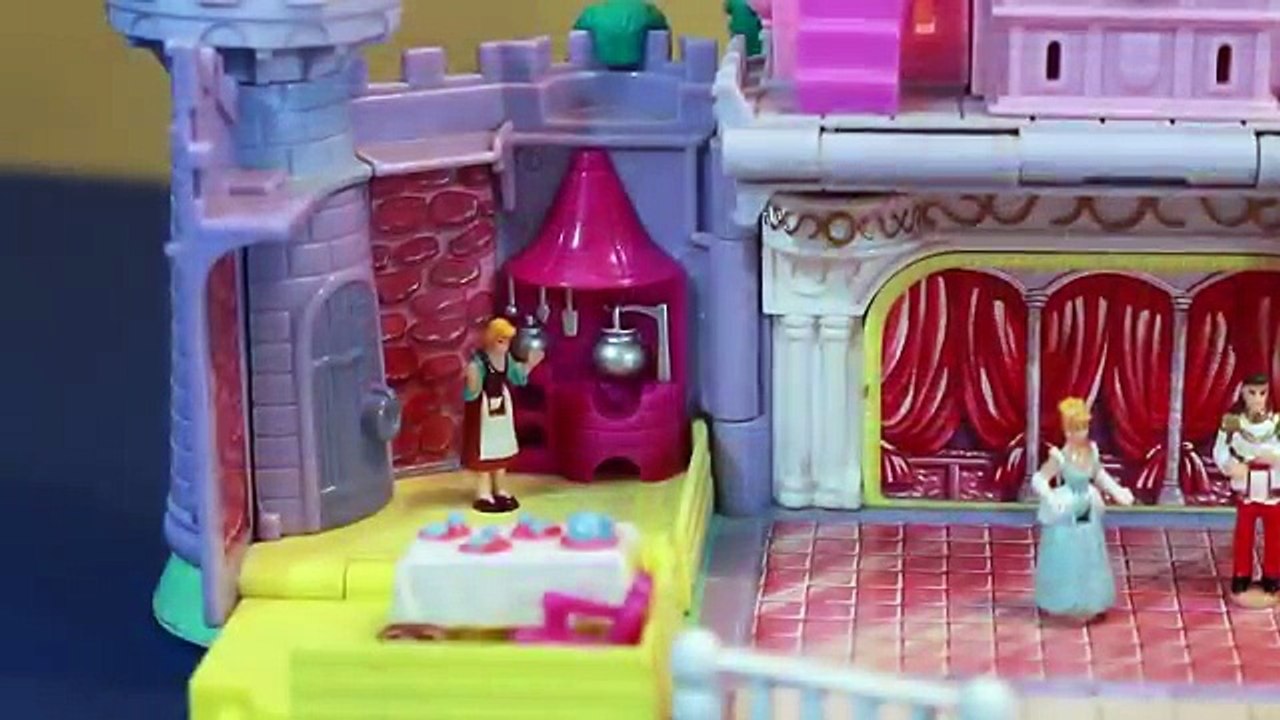 Château Cendrillon remplir jasmin palais poche Princesse Disney polly aladdin belle