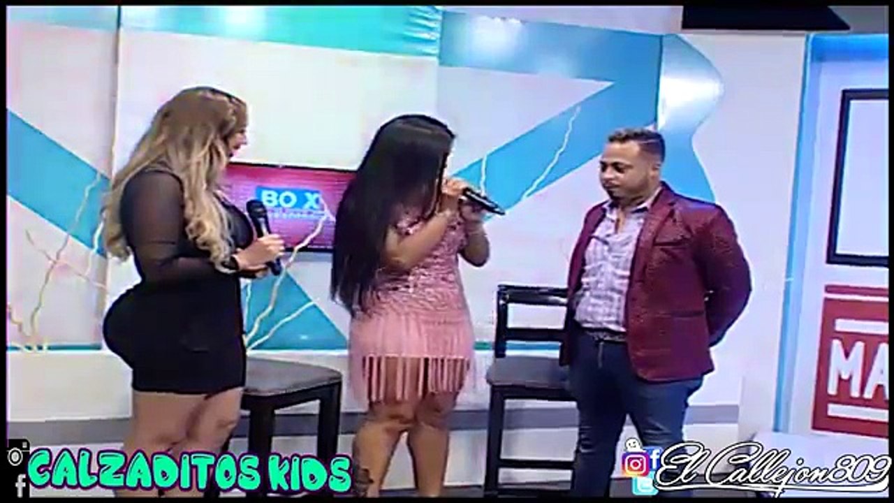 Escandalo! Nueva presentadora de Telemicro hace esto en pleno programa en vivo!