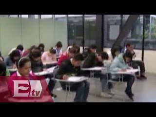 Generación bicentenario abandona estudios / Martín Espinosa