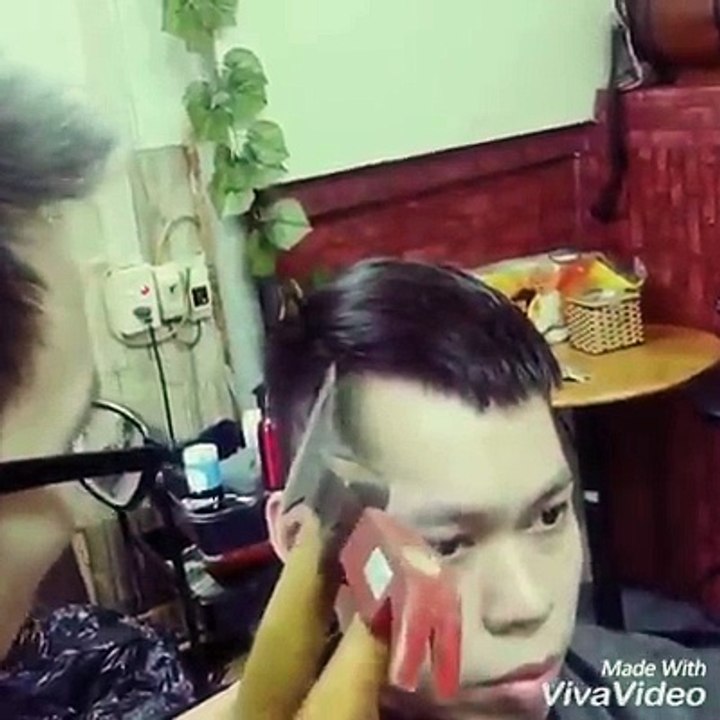 watch amazing  hair  cuting  style