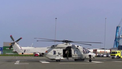 En patrouille avec les hélicoptères de l'armée à Coxyde
