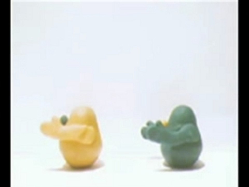 Pâte à modeler dans le mouv...