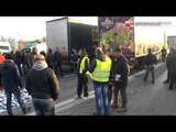 TG 09.12.13 Bari, si placa la protesta dei Forconi, sulla tangenziale rimossi i blocchi stradali