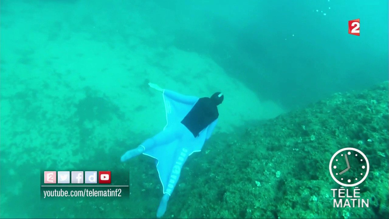 La combinaison qui fait planer dans l'eau
