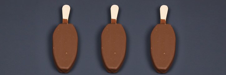 كيف تأكلين الآيس كريم بالطريقة الصحيحة