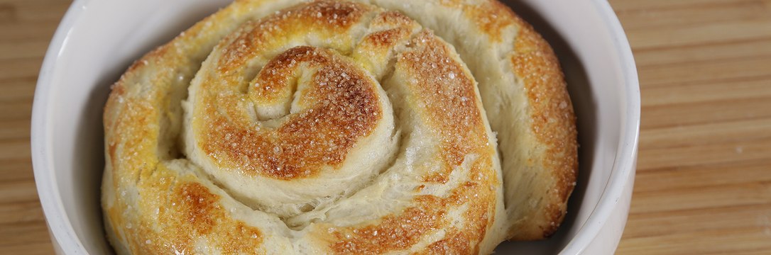 طريقة عمل بريوش بالزبيب بثلاثة مكونات فقط