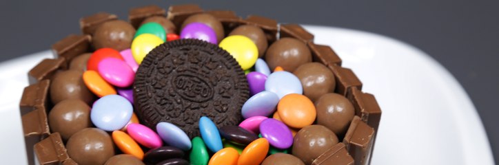 فيديو كيفية تزيين قالب الشكولاته