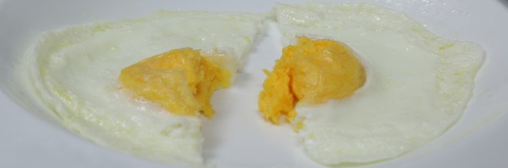 طريقة جديدة وسهلة لقلي البيض في الميكروويف بالفيديو