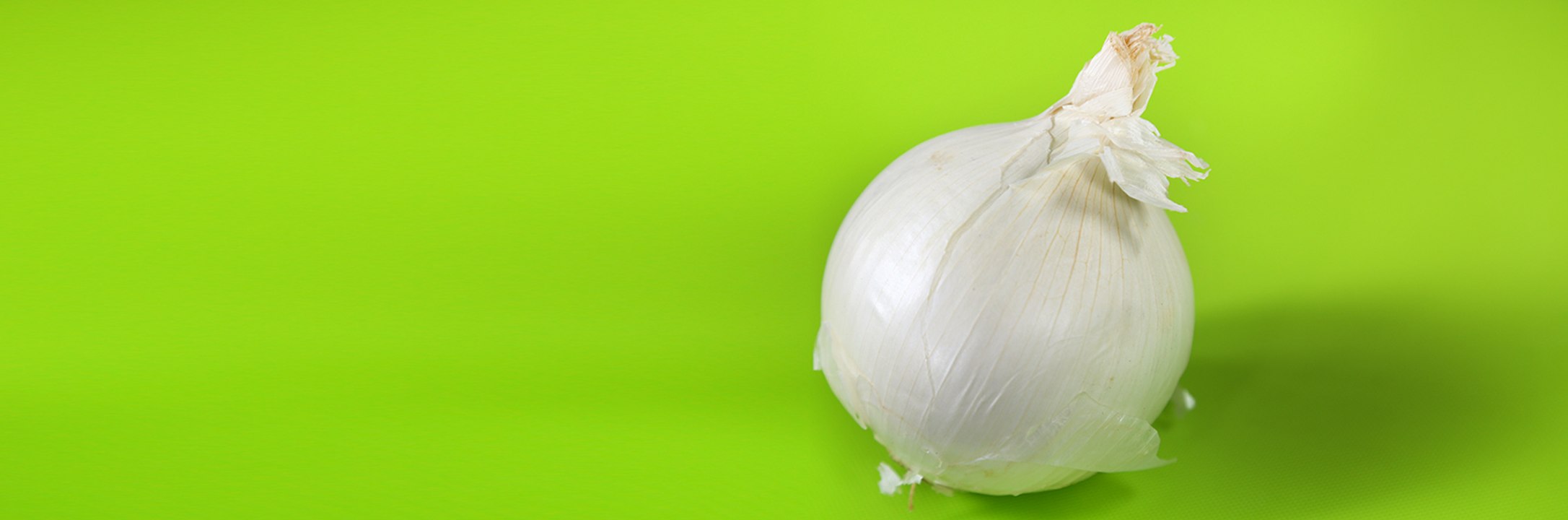 تعلم كيفية  تقطيع البصل بسهولة
