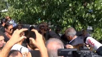 Şaşmaz'ın Eşi ve Annesi Gözyaşlarını Tutamadı