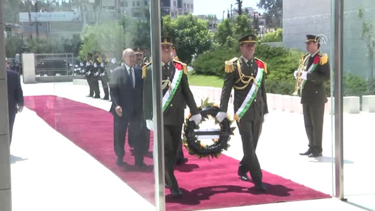 BM Genel Sekreteri Guterres, Arafat'ın Anıt Mezarını Ziyaret Etti