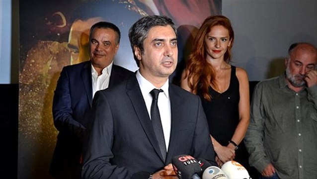 Güzel Oyuncu Sinem Uslu, Kurtlar Vadisi'nde Boy Gösterecek