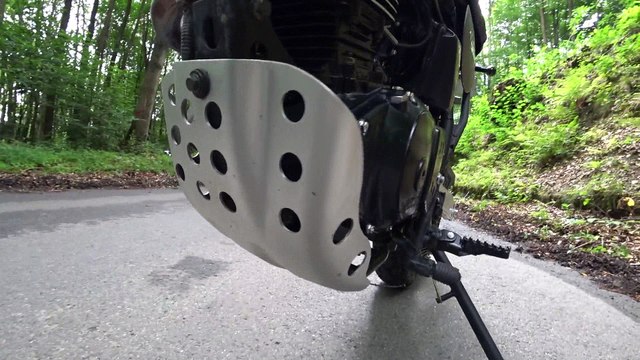 Bullit Hero 125 cm3 [ESSAI] : Cross bitume (avis, prix, technique)