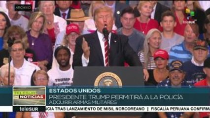 EE.UU.: Trump permitirá a la Policía adquirir armas militares