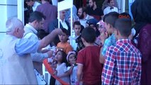 Sivas'ta Yetim ve İhtiyaç Sahibi Çocuklara Bayramlık
