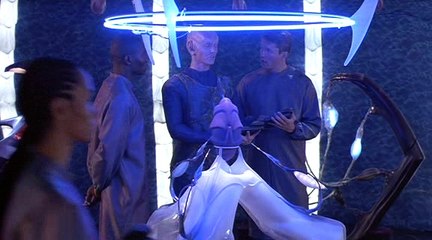 Earth Final Conflict S03E15 Sanctuary