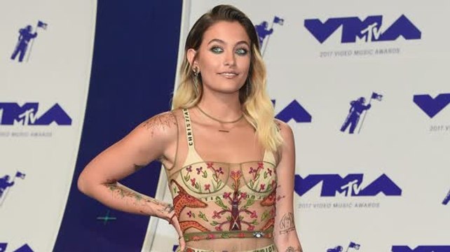 Paris Jackson Sends Love to Michael Jackson on His 59th Birthday