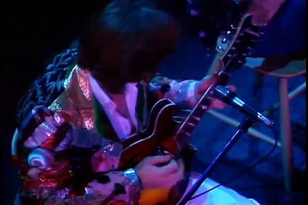 Led Zeppelin - Thats The Way (Earl Court 1975)