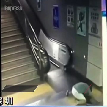 Chine: le sol s'effondre sous une voyageuse dans une station de métro