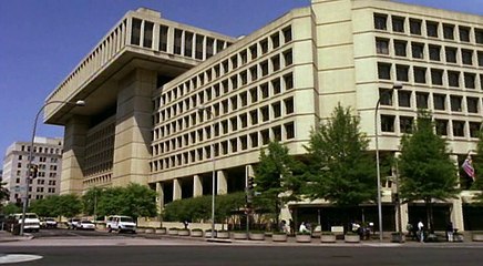 Earth Final Conflict S05E19 Subversion