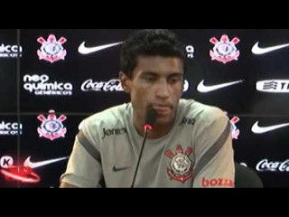 Mesmo polêmico, Adriano conta com o apoio da equipe no Corinthians