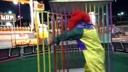 Derrière tueur scènes le le le le la contre Parkour 2017 clowns