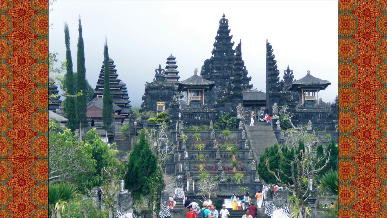 Debussy: Pagodes from Estampes (Nathan Eckel, piano)