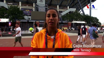 Çağla Büyükakçay'la Söyleşi