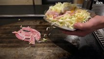 Aliments Japon rue le style okonomiyaki hiroshima