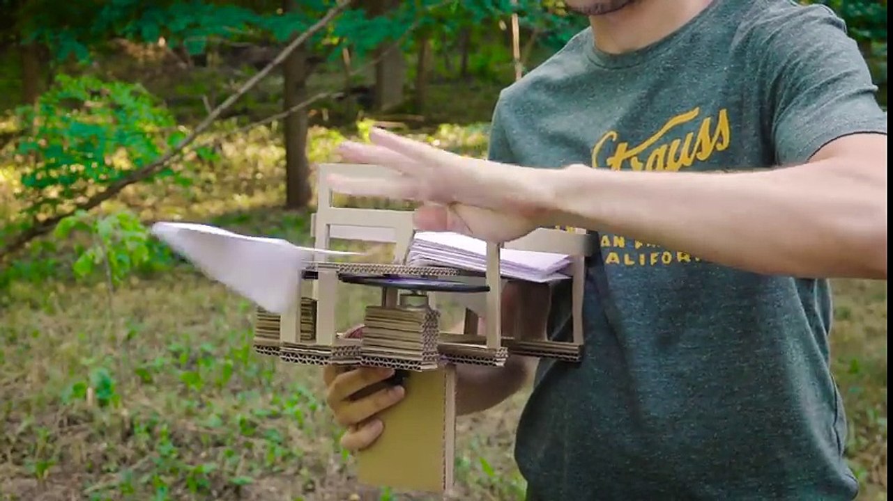 DIY Semi-Automatic Paper Plane Launcher from Cardboard at Home_HIGH