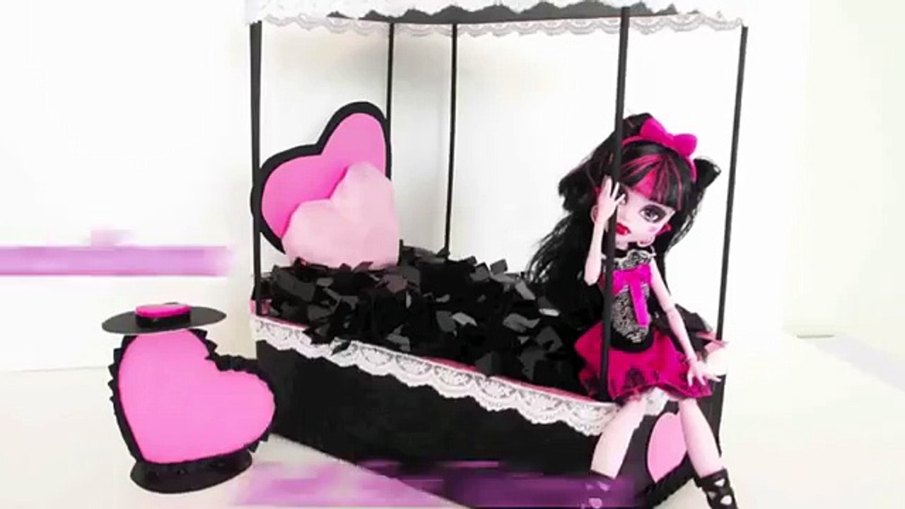 Cama artesanías muñeca alto monstruo reciclaje Tutorial draculaura simplekidscrafts