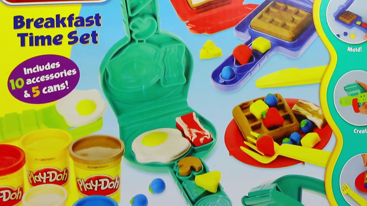 Et petits gâteaux Marguerite Canard pour la magie Magie table de mixage souris avec Mickey minnie donald