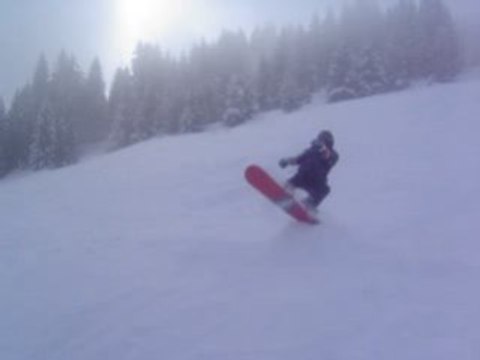 Regis s'essaye au backflip en snow...