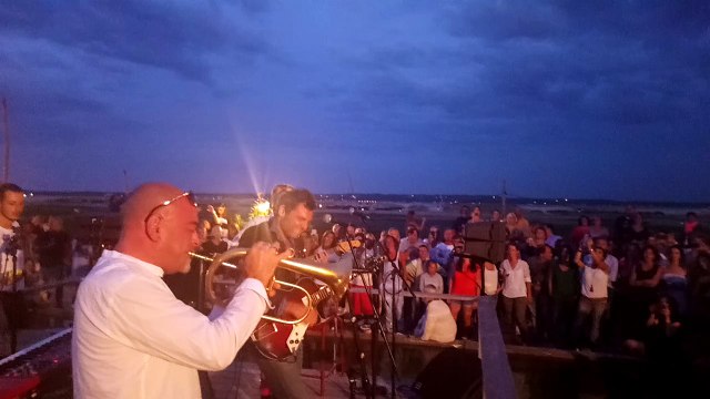 Cap-Ferret : M en concert à la cabane du Mimbeau avec Stéphane Belmondo