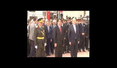 Taksim Meydanı'nda 30 Ağustos Zafer Bayramı töreni