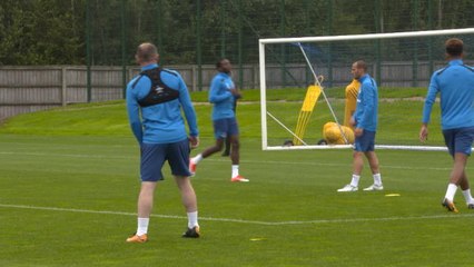 Defoe respects 'humble' Rooney's retirement