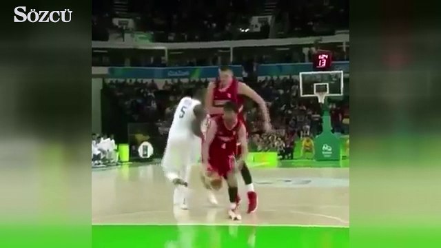 Kevin Durant: ”Hayatımda gördüğüm en iyi pas Teodosic’e aitti”