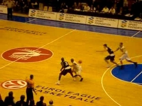 panier avec la faute de pekovic dans les dernieres secondes