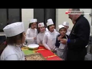 Download Video: TG 30.01.14 Chef in erba a Triggiano, tra i banchi di scuola il cooking show di Andy Luotto