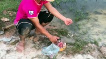 Crabs Trap with Deep Hole - How to Catching Crabs With Deep Hole at Siem Reap Province