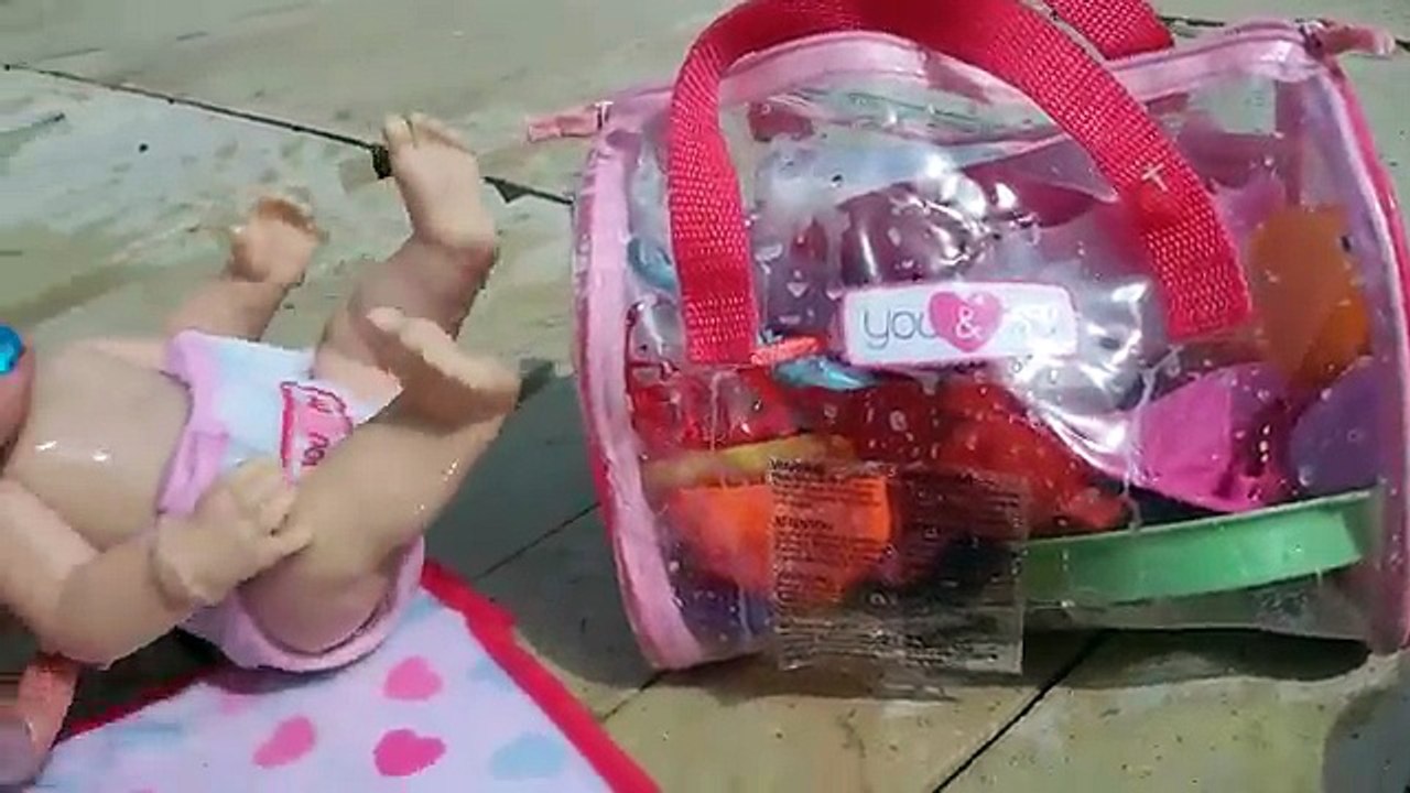 Vivo Todos bebé bolsa puede y me yo yo en en mi sorpresa nadar nadando herramientas con competir