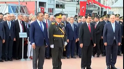 Zafer'in 95. Yılı Taksim'de Kutlandı