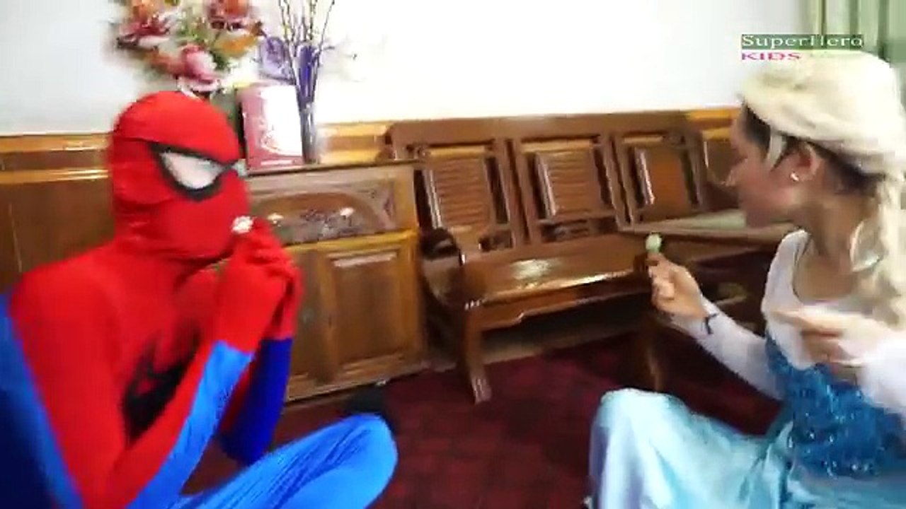 Noir docteur gelé amusement amusement film douleur homme araignée estomac super-héros W elsa joker