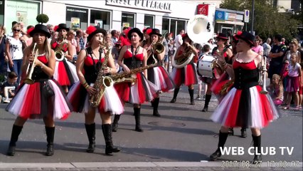 Les folies de binbin 2017  avec Girlesque Street Band
