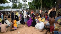 Des milliers de Rohingyas à la frontière du Bangladesh