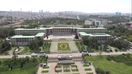 Zafer Bayramı Resmi Geçit Töreni ile Kutlanıyor