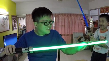 Papa échoue obliger un s examen étoile le le le le la à Il contre guerres où Yoda fx sabre laser kylo