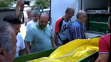 Minik Atakan Onlarca Tatilcinin Gözleri Önünde Böyle Can Vermiş