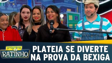Plateia se diverte na prova da bexiga